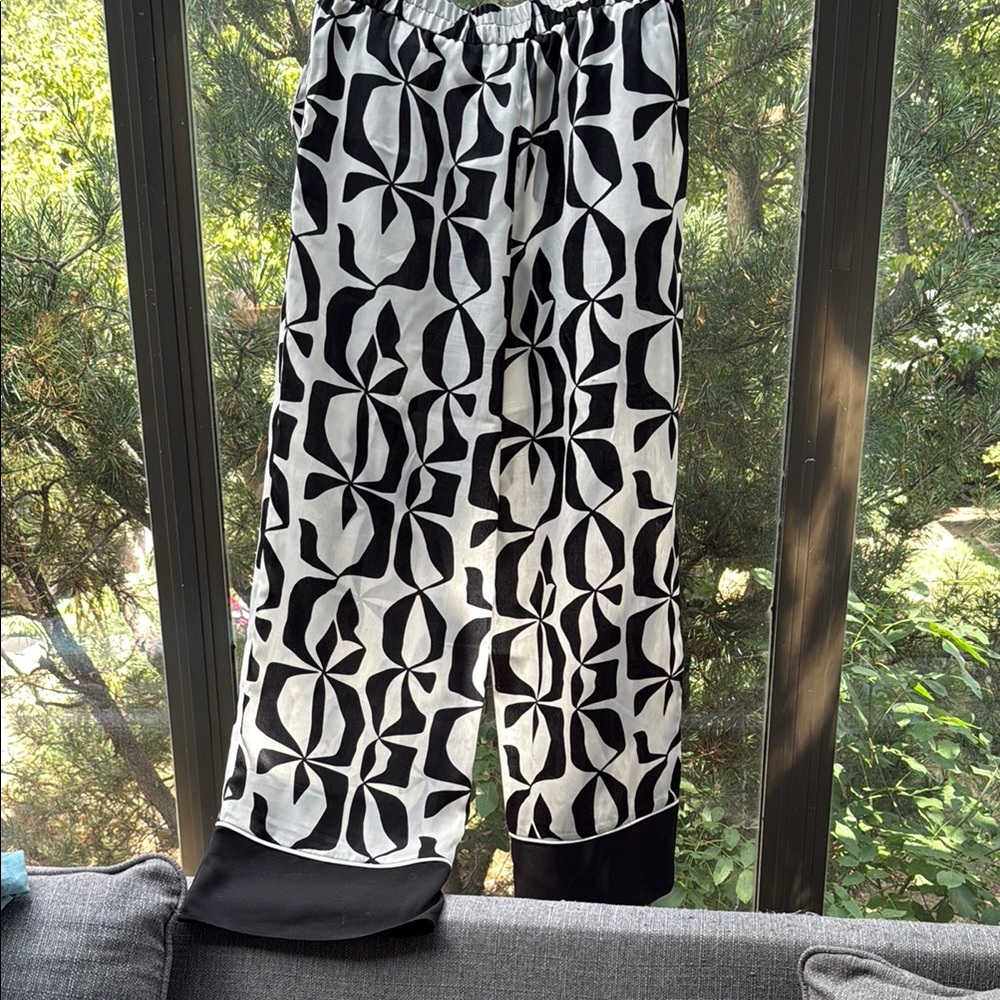 Zara XL satin black and white pants - Picture 3 of 5